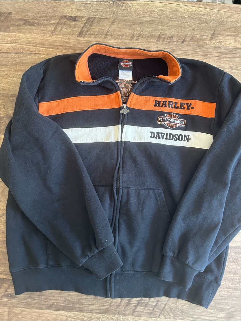 Harley-Davidson Sweater Men’s Medium Red Rock PEI Canada Full Zip Fleece